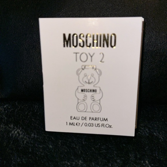 MOSCHINO TOY 2 🧸 Eau De Parfum 1ML/0.03 US Fl Oz. Sample - Picture 1 of 4